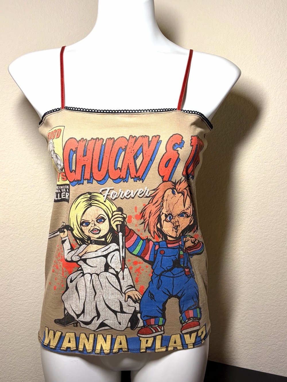 Halloween tank top Chucky & Bride Graphic Spaghetti Strap Tank Top - Beige